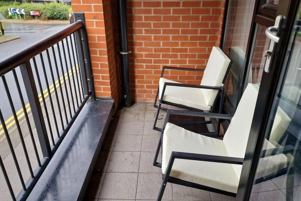 2 Bedroom Apartment Central Birmingham City Centre Εξωτερικό φωτογραφία